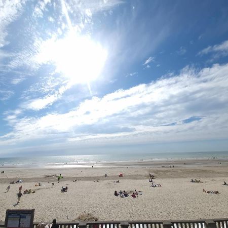 Appart Avec Terrasse Proche Plage - Classe 2 Etoiles Cucq Exterior photo